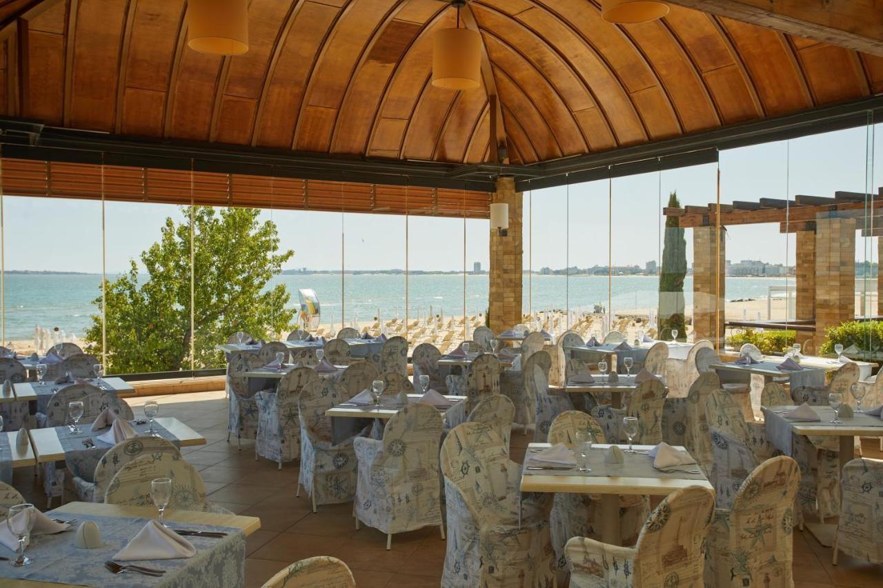 Dreams Sunny Beach Resort And Spa エクステリア 写真 Restaurant in the Dead Sea