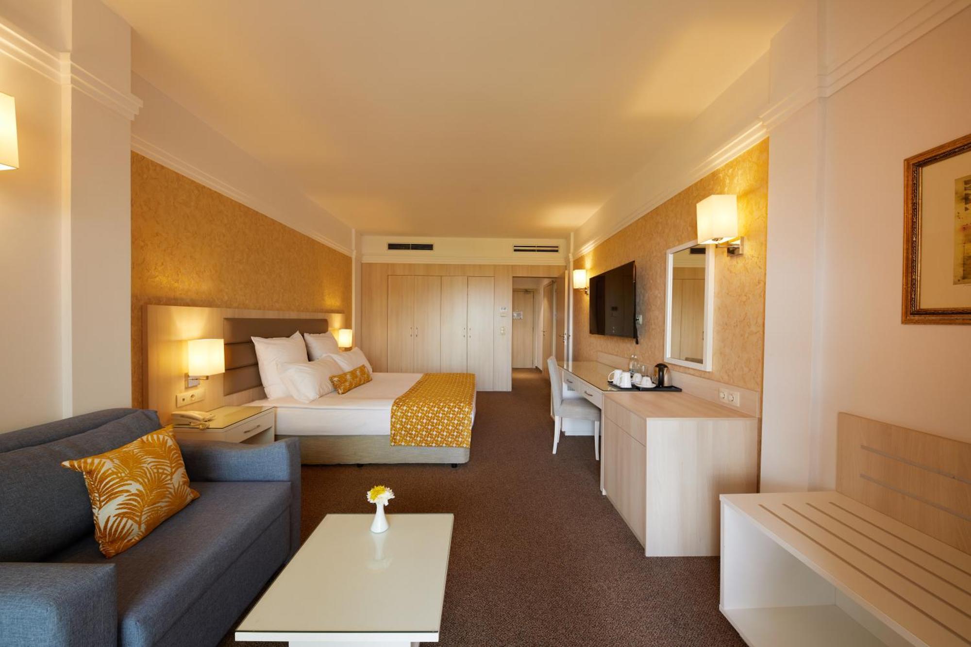 Dreams Sunny Beach Resort And Spa 部屋 写真 A room at the hotel