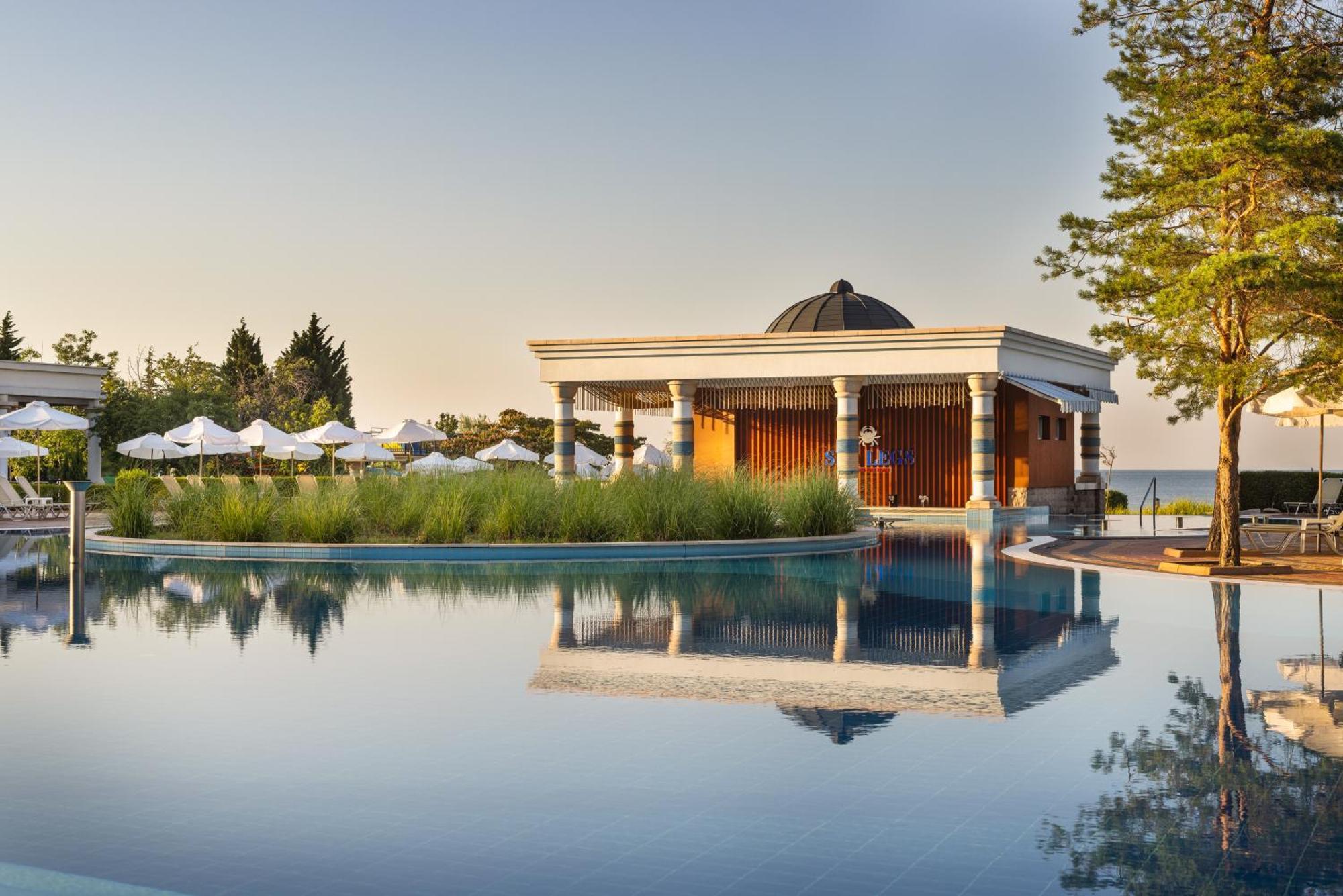 Dreams Sunny Beach Resort And Spa エクステリア 写真 The Westin Resort, Golf & Spa, Playa del Carmen
